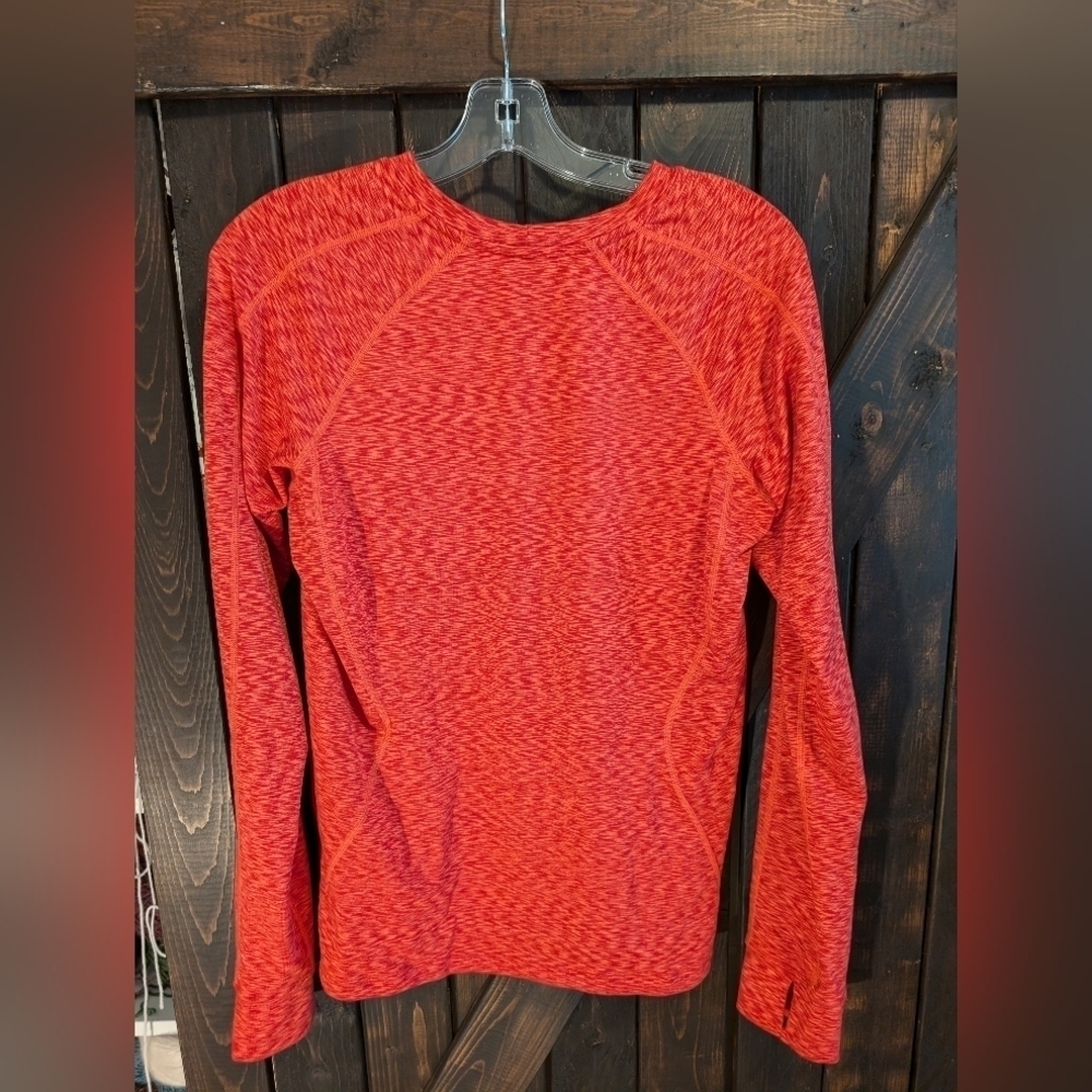 REI athletic, size M - Picture 2 of 6